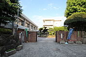 小学校「広島市立千田小学校まで150ｍ」