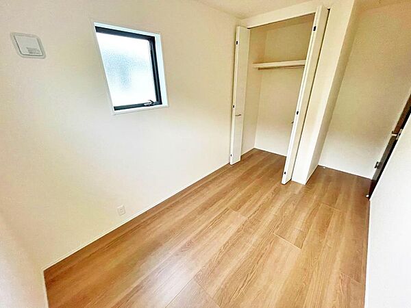 洋室を拡大表示