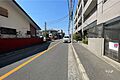 敷地南側前面道...