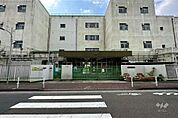 新宿小学校[公立]の外観