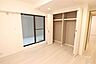 その他：洋室約8.9帖庭に出れる地下のお部屋です。