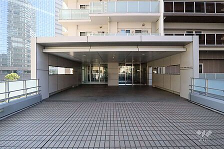 エントランスアプローチ