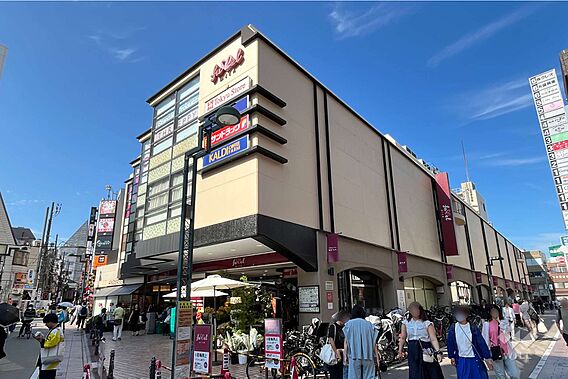フレル・ウィズ...
