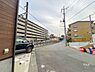 外観：物件の西側前面道路（北側から）［2026年2月14日撮影］
