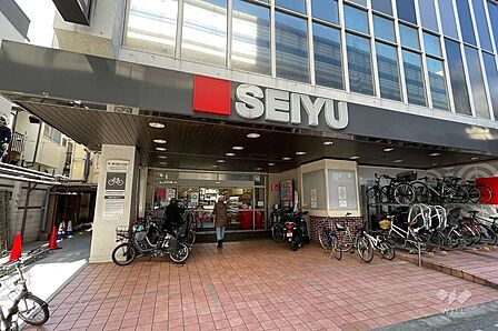 西友(駒沢店)の外観