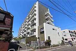 経堂セントラルマンションの外観（南東側から)