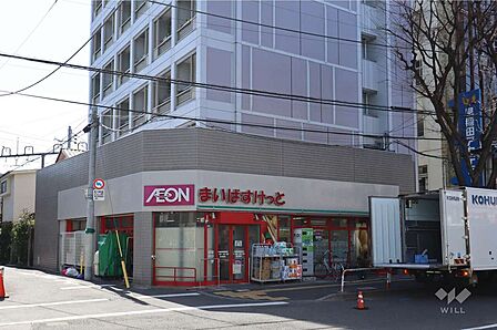 まいばすけっと(千歳船橋駅西店)の外観