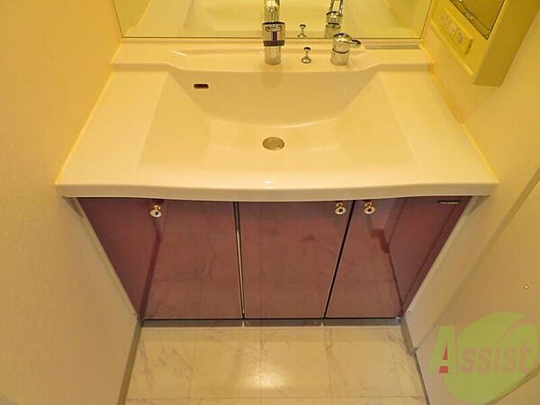 画像15:洗面台は、広くて綺麗な洗面台で便利ですねー。