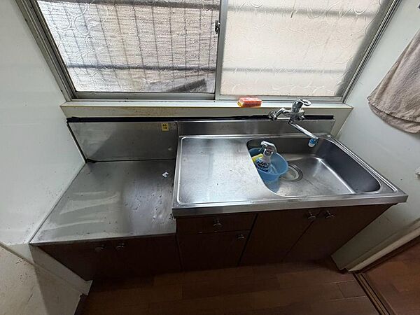キッチンを拡大表示