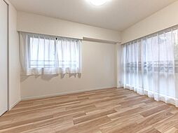 明るさと解放感を享受する南東角部屋&全室2面採光
