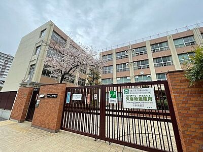 周辺：大阪市立友渕小学校 70m