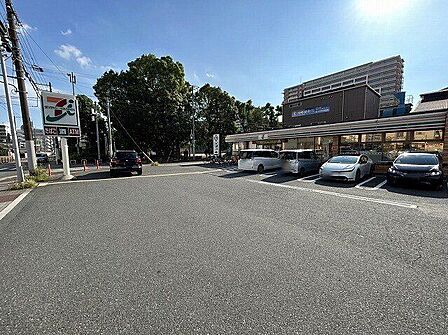 セブンイレブン 大阪今福西6丁目店 320m