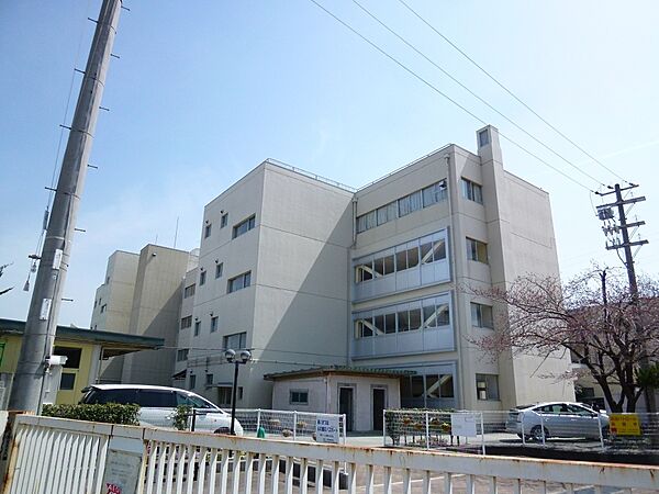 画像24:【中学校】宝塚市立　高司中学校まで504ｍ