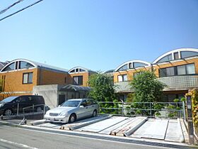 旭丘プラザ  ｜ 大阪府池田市旭丘1丁目（賃貸マンション3LDK・3階・61.74㎡） その1