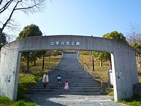 中山五月台22号棟  ｜ 兵庫県宝塚市中山五月台5丁目（賃貸マンション2LDK・5階・65.00㎡） その28