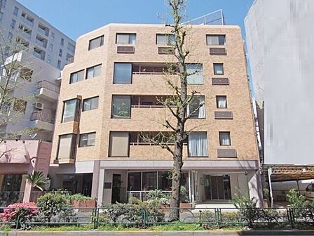 大通り(六本木通り)に面していない静かなお部屋