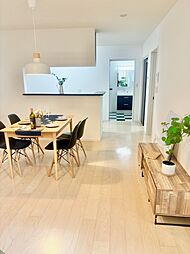 リビング/ダイニングの画像