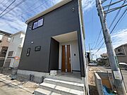 建築中