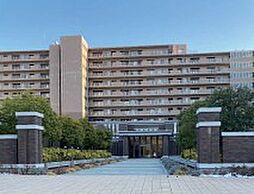 ユニヴェルシオール学園の丘