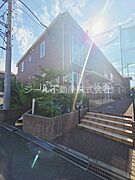 お洒落な外観
