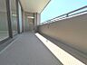 バルコニー：南西向きの明るいバルコニー