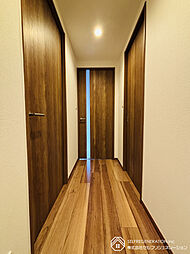 ヴィラフォンターナ 千代田富士見 2LDKの室内