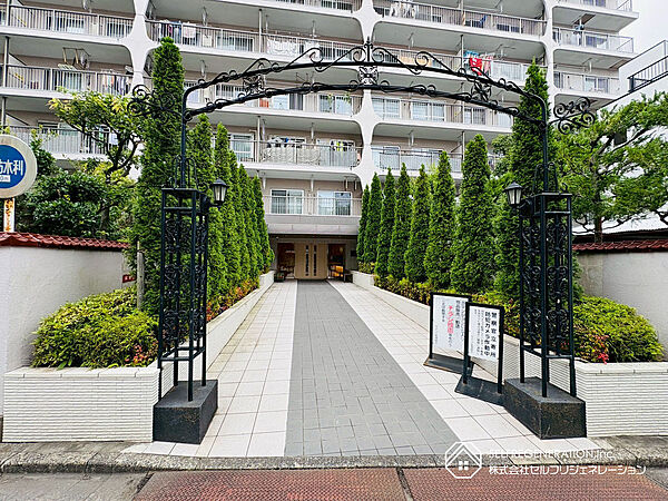 エントランスを拡大表示