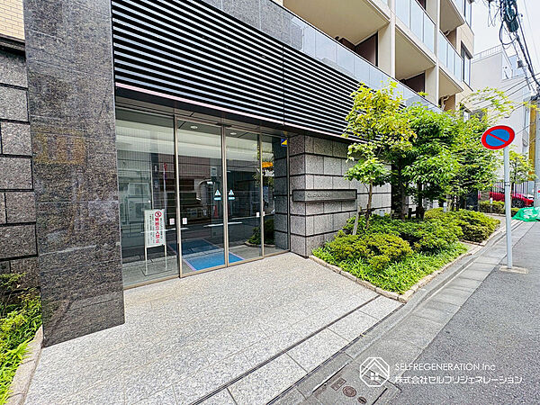 エントランスを拡大表示