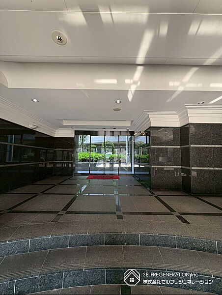 エントランスを拡大表示