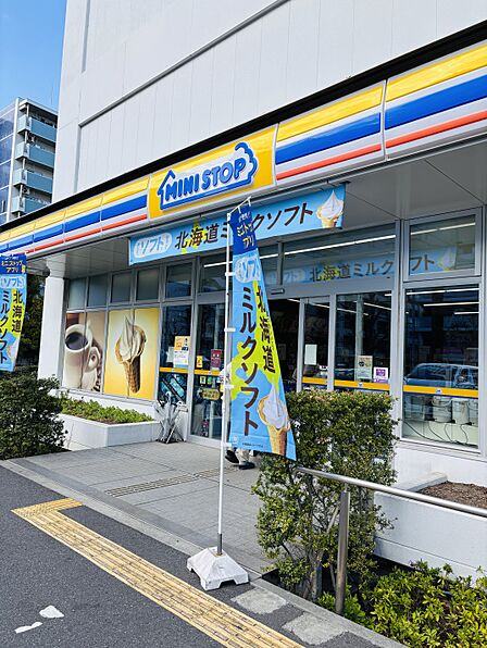 ミニストップ越中島通り店まで徒歩4分(300m)