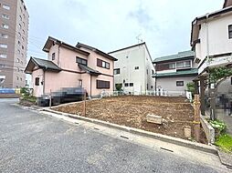 草加市苗塚町　土地面積33坪超　建築条件なし売地