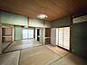 室内：和室が連続しているため大人数の集まりにも対応可能◎