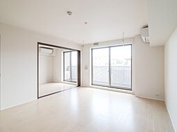 JR東北本線 自治医大駅 徒歩4分の賃貸アパート 2階3LDKのリビング/ダイニング