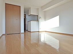 東武宇都宮線 東武宇都宮駅 4.1kmの賃貸マンション 3階ワンルームのリビング/ダイニング