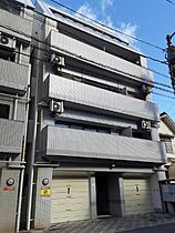 メゾンドコリーヌ  ｜ 愛媛県松山市南持田町（賃貸マンション1DK・2階・31.18㎡） その1