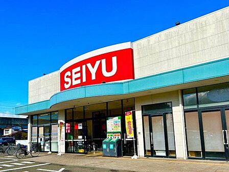 西友南仙台店 徒歩13分。 950m