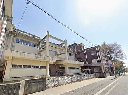 福島市立三河台小学校 徒歩16分。 1250m