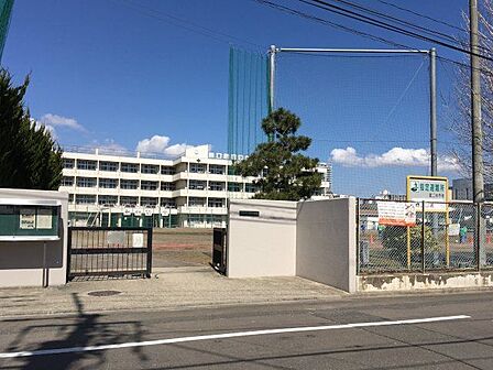 仙台市立第二中学校 徒歩5分。 370m