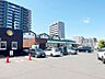周辺：ファミリーマート長町六丁目店 徒歩3分。 210m