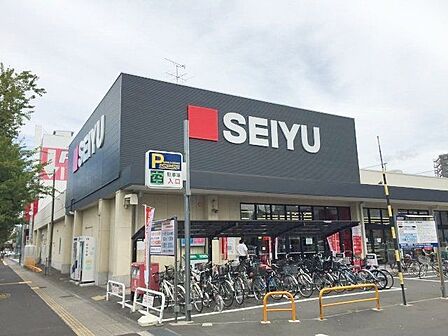 西友大和町店 徒歩9分。 680m
