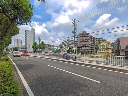 *前面道路*