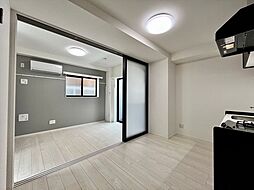 レピュア両国レジデンス 102 1階1DKのリビング/ダイニング