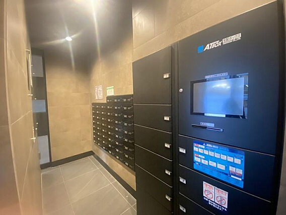 宅配ボックス、...