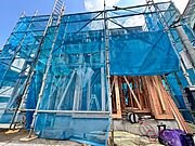 完成前の状態をご覧頂くことで、隣接した環境をしっかりとご確認頂けます。（2026年3月撮影）