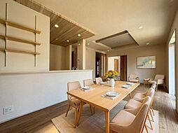 泉区上飯田町　新築一戸建て