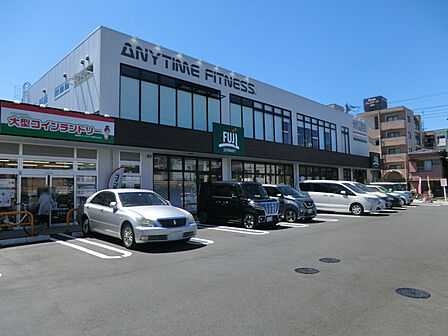 Fuji根岸橋店 520m