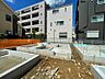 その他：完成前の状態をご覧頂くことで、隣接した環境をしっかりとご確認頂けます。（2026年9月撮影）