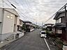 外観：家と同じくらい周辺環境は大切なもの。図面だけでは分からない現地の雰囲気もご確認くださいませ。（2026年10月撮影）