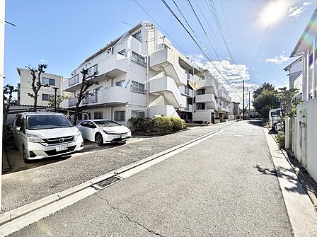 ■優雅なラインが、毎日を引き立てます