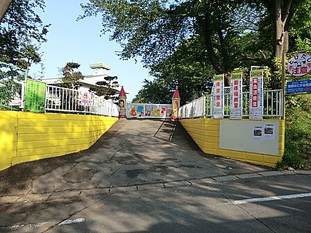 幼稚園・保育園 1300m ゆたか幼稚園